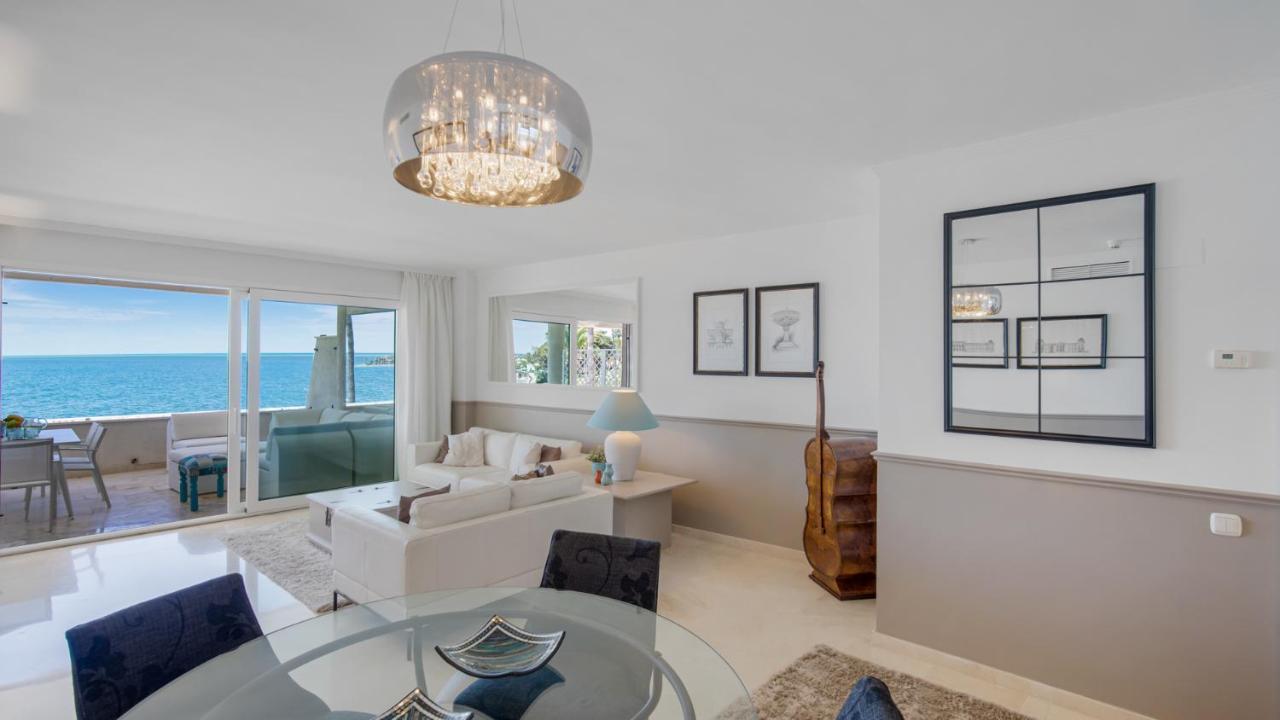 Beach-Line Apartment With 3 Bedrooms In Estepona Zewnętrze zdjęcie