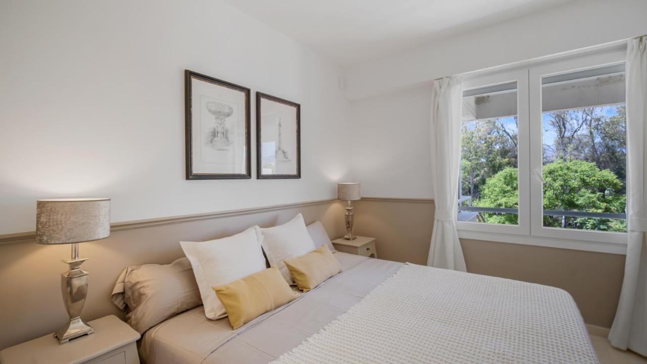Beach-Line Apartment With 3 Bedrooms In Estepona Zewnętrze zdjęcie
